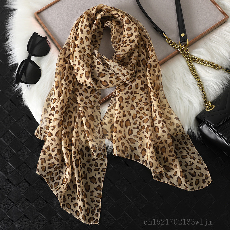 Écharpe Hijab en Mousseline de - Face Scarf Mask avis et prix