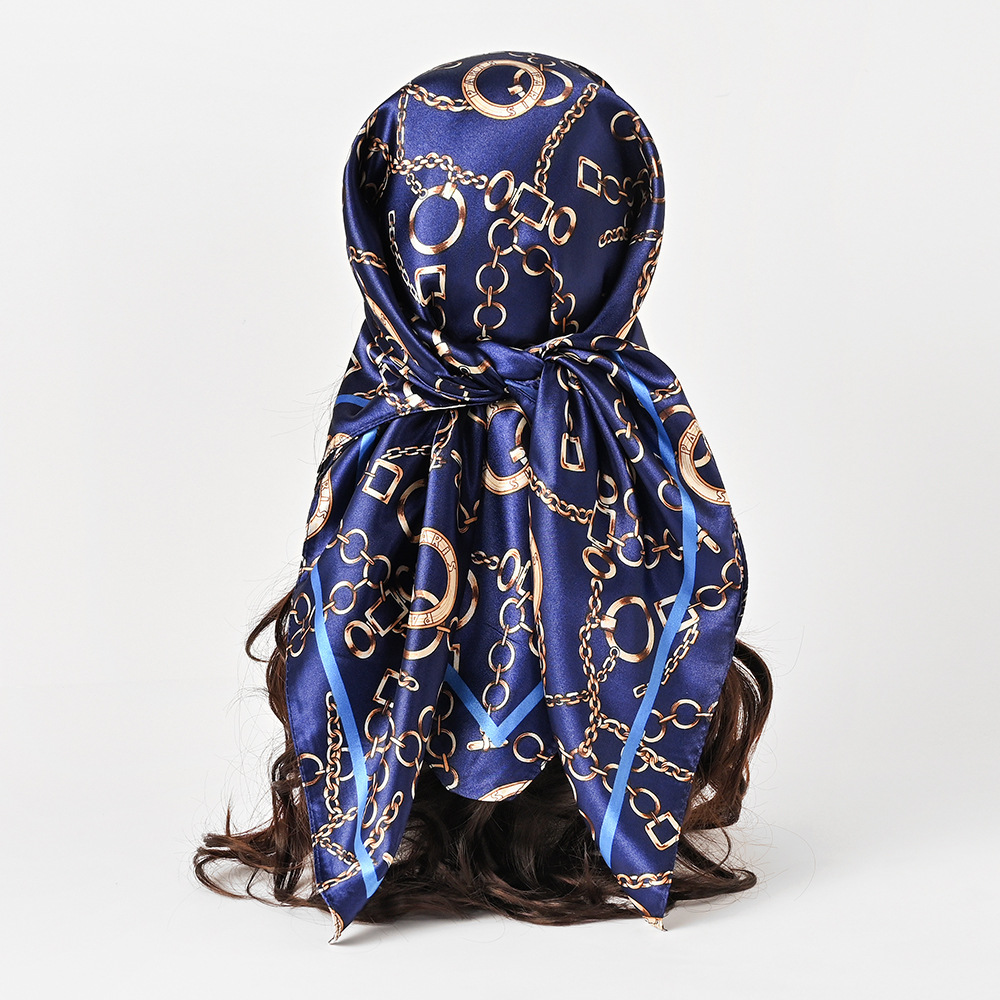 Foulard carré en satin de 90 c - Face Scarf Mask avis et prix